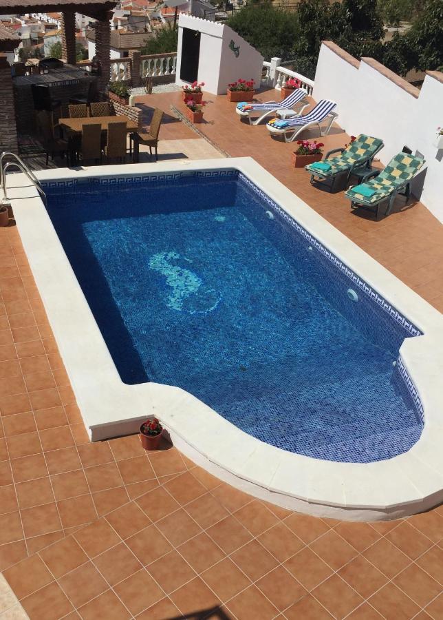 Iznate Casa Las Torres B&B المظهر الخارجي الصورة
