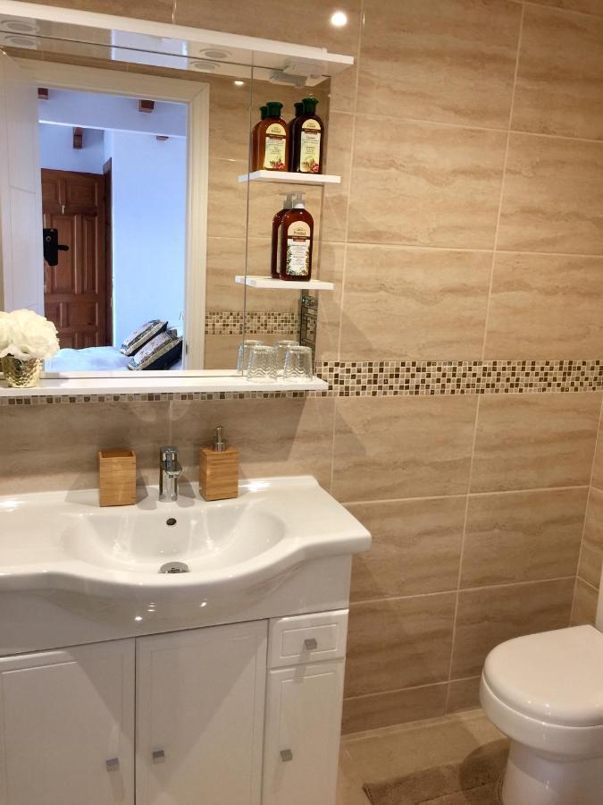 Iznate Casa Las Torres B&B المظهر الخارجي الصورة